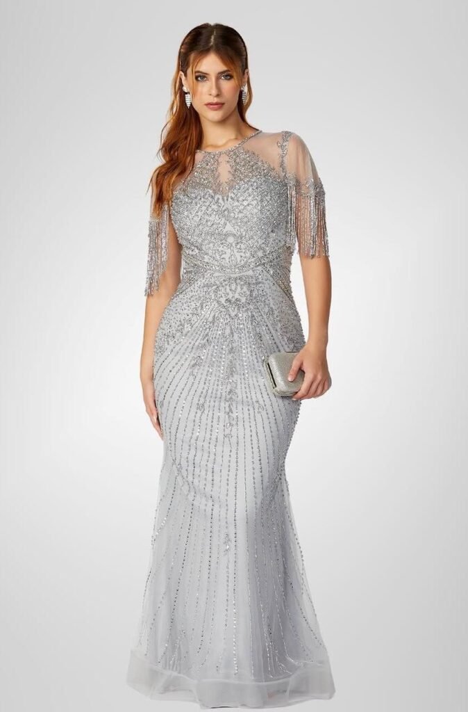 Vestido longo prata bordado com franjas