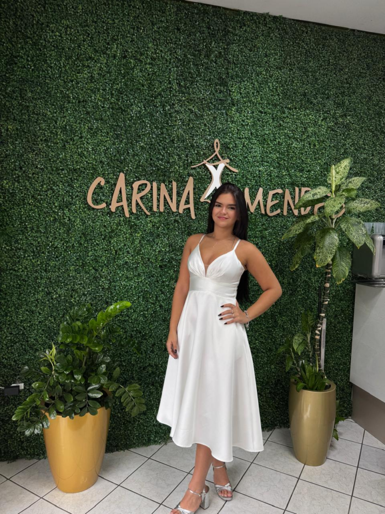 Vestido midi de noiva branco com decote V - REF 339X