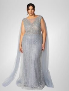 Vestido longo prata bordado com capa