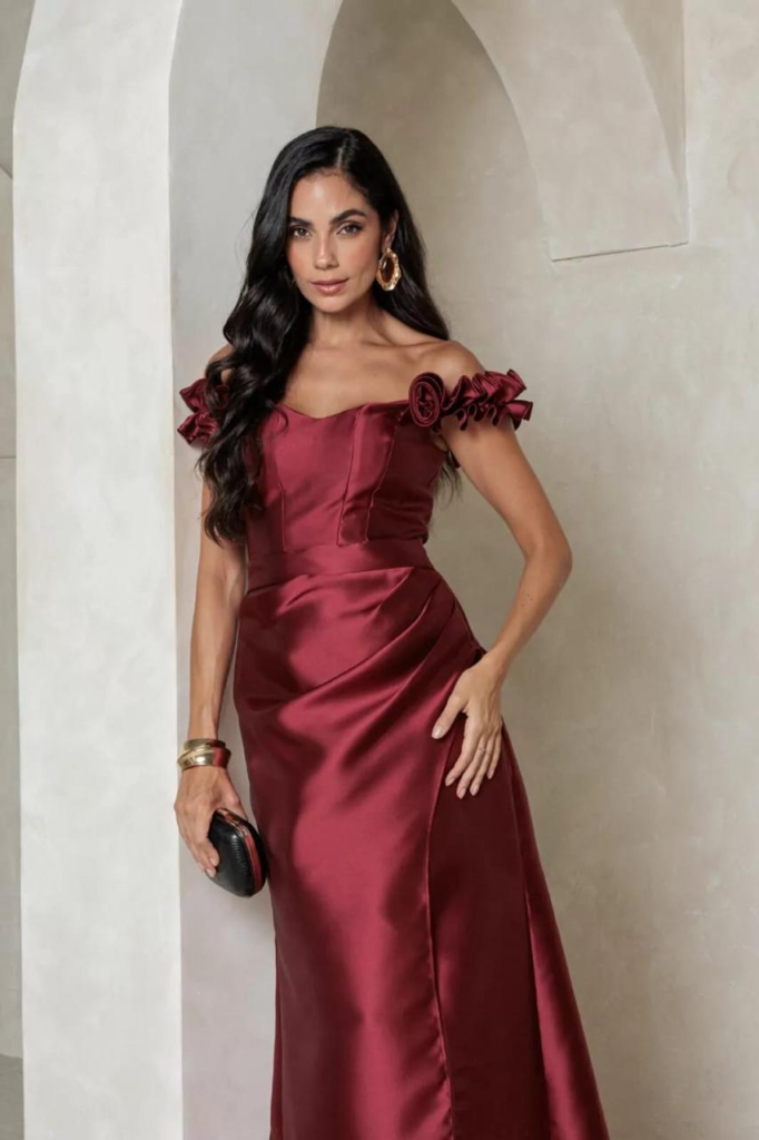 Vestido longo marsala acetinado ombro a ombro com flores - REF 1397C