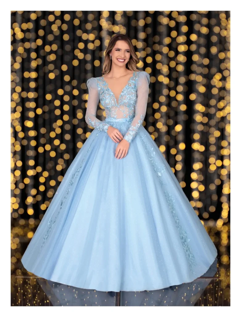 Vestido de Debutante Azul Claro 2 em 1 com Bordados – Foto 1 – 1998